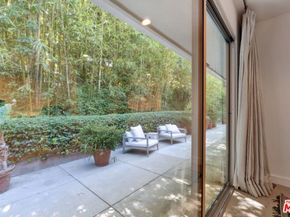 1726 Stone Canyon Road, Los Angeles CA 90077