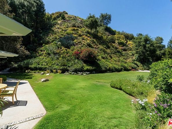 1726 Stone Canyon Road, Los Angeles CA 90077