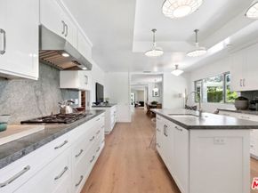 1726 Stone Canyon Road, Los Angeles CA 90077