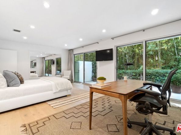 1726 Stone Canyon Road, Los Angeles CA 90077