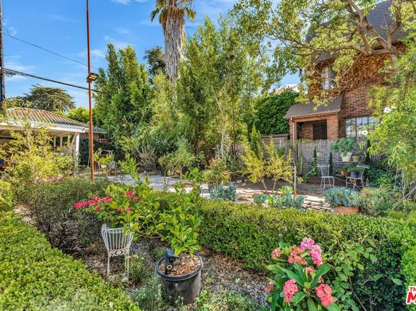 1650 Virginia Road, Los Angeles CA 90019