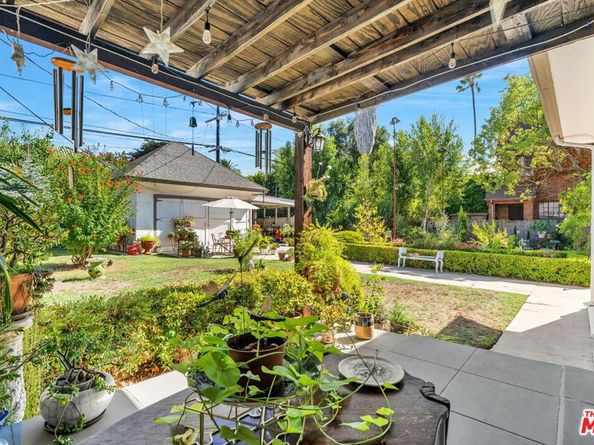 1650 Virginia Road, Los Angeles CA 90019