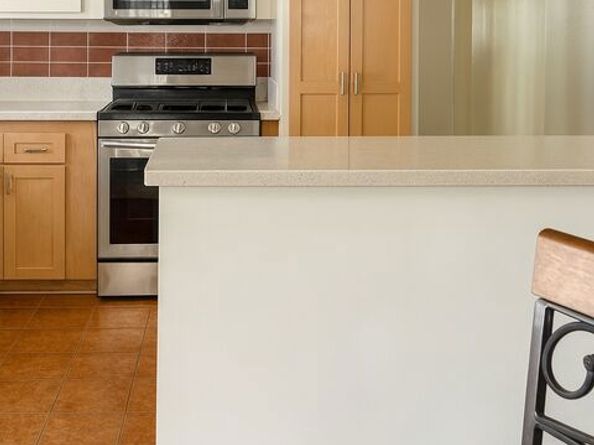 2812 Alsace Avenue, Los Angeles CA 90016