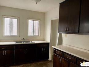 2812 Alsace Avenue, Los Angeles CA 90016