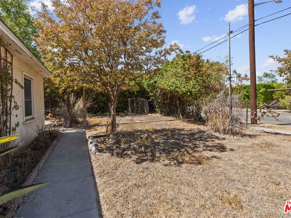 1344 N Parish Place, Burbank CA 91506