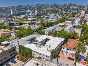 8220 Norton Avenue, West Hollywood CA 90046