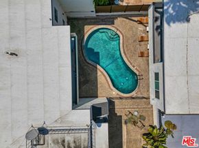 8220 Norton Avenue, West Hollywood CA 90046