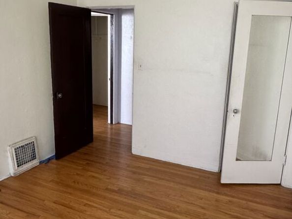 1531 Silver Lake Boulevard, Los Angeles CA 90026