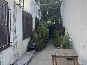 1531 Silver Lake Boulevard, Los Angeles CA 90026