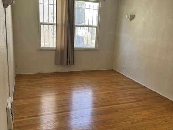 1531 Silver Lake Boulevard, Los Angeles CA 90026
