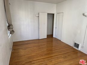 1531 Silver Lake Boulevard, Los Angeles CA 90026