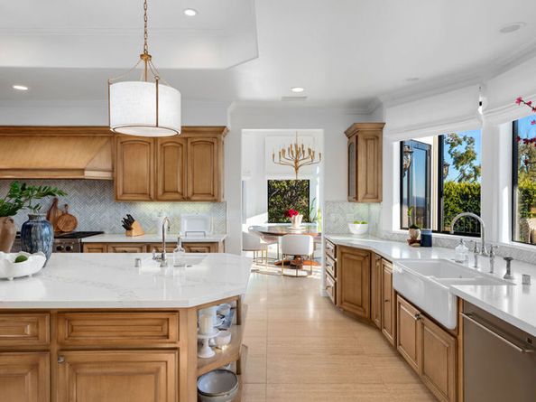6110 Merritt Drive, Malibu CA 90265
