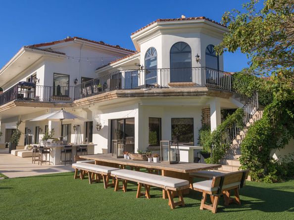 6110 Merritt Drive, Malibu CA 90265