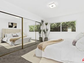 1233 N Laurel Avenue 109, West Hollywood CA 90046