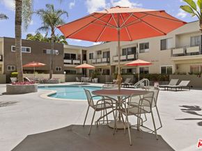 1233 N Laurel Avenue 109, West Hollywood CA 90046