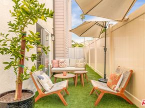 1033 12th Street 102, Santa Monica CA 90403