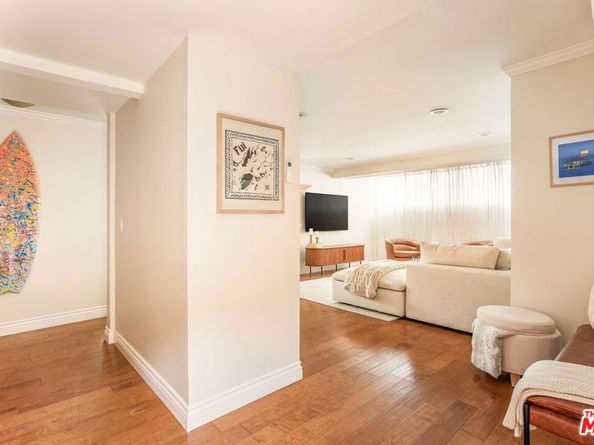 1033 12th Street 102, Santa Monica CA 90403
