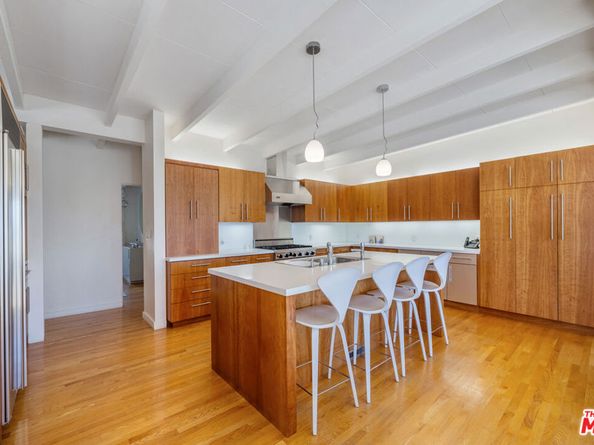 20556 Little Rock Way, Malibu CA 90265