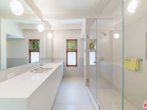 20556 Little Rock Way, Malibu CA 90265