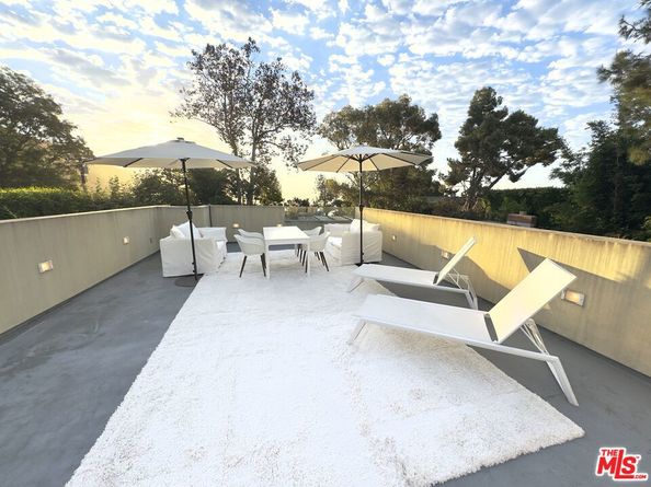 20556 Little Rock Way, Malibu CA 90265