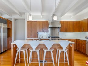 20556 Little Rock Way, Malibu CA 90265