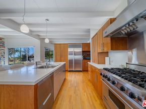 20556 Little Rock Way, Malibu CA 90265