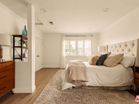 8210 Alverstone Avenue, Los Angeles CA 90045
