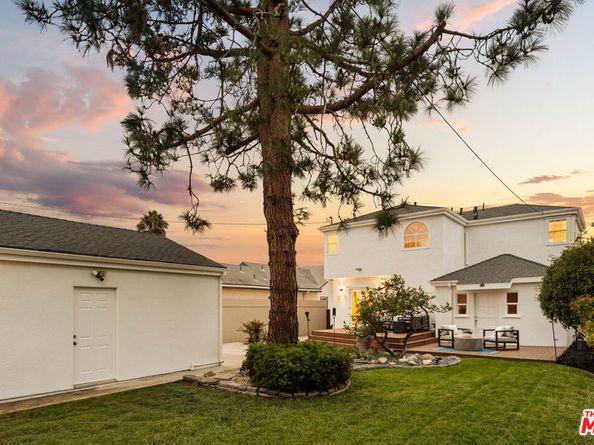 8210 Alverstone Avenue, Los Angeles CA 90045