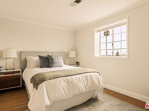8210 Alverstone Avenue, Los Angeles CA 90045