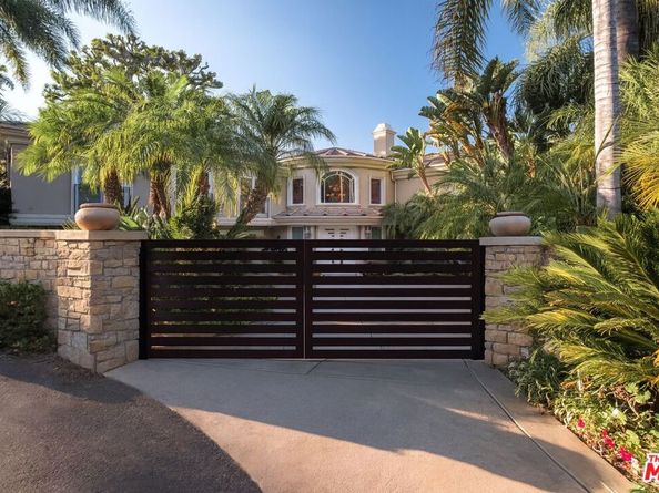 7833 Torreyson Drive, Los Angeles CA 90046