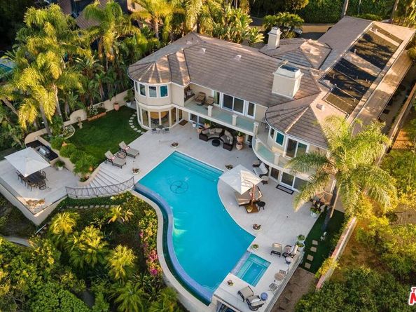 7833 Torreyson Drive, Los Angeles CA 90046