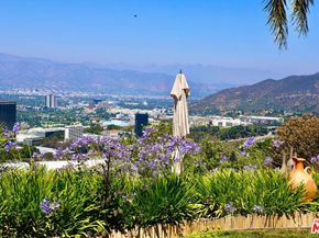 7833 Torreyson Drive, Los Angeles CA 90046