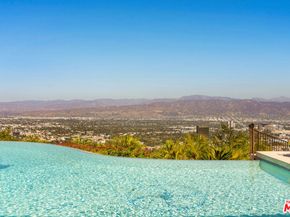 7833 Torreyson Drive, Los Angeles CA 90046