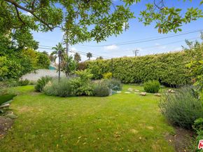227 Alta Avenue, Santa Monica CA 90402