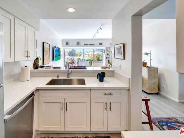 1155 N La Cienega Boulevard 904, West Hollywood CA 90069