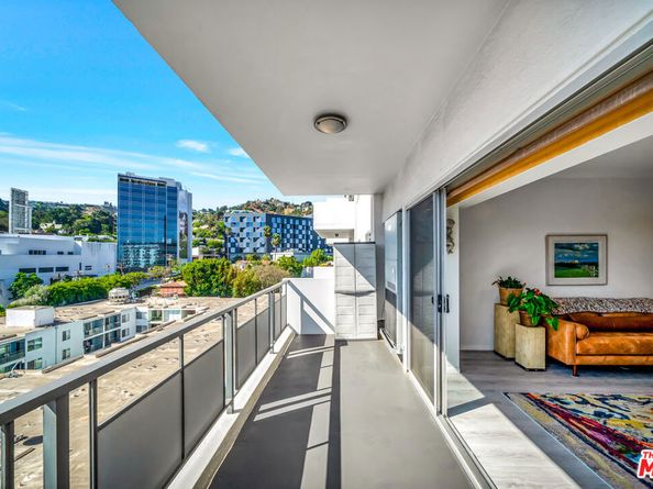 1155 N La Cienega Boulevard 904, West Hollywood CA 90069