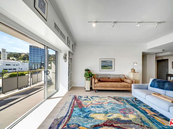 1155 N La Cienega Boulevard 904, West Hollywood CA 90069