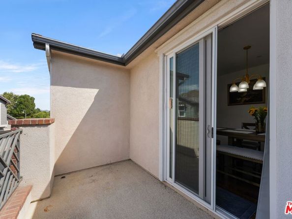 16730 Nicklaus Drive 51, Sylmar CA 91342
