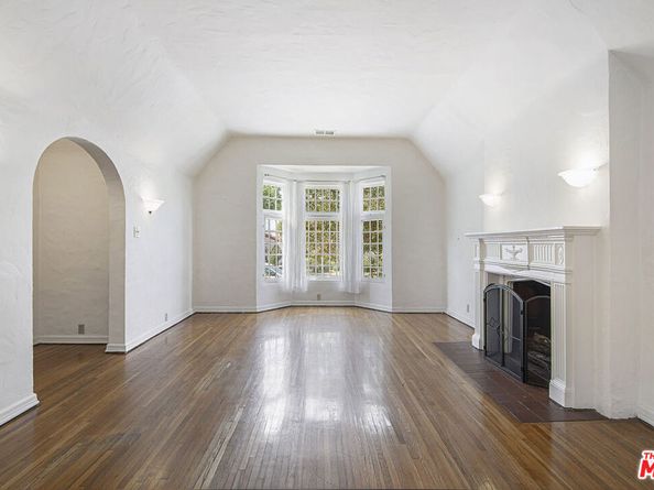 1016 S Curson Avenue, Los Angeles CA 90019