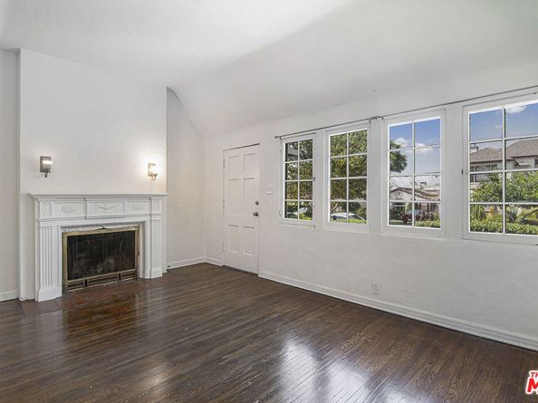 1016 S Curson Avenue, Los Angeles CA 90019