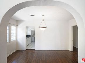 1016 S Curson Avenue, Los Angeles CA 90019