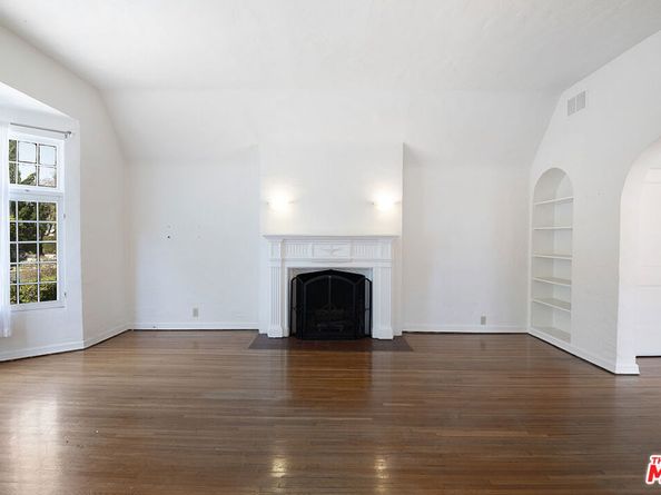 1016 S Curson Avenue, Los Angeles CA 90019