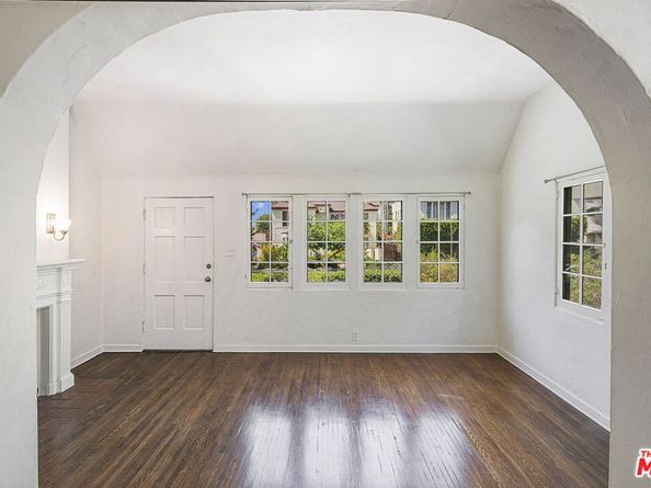 1016 S Curson Avenue, Los Angeles CA 90019