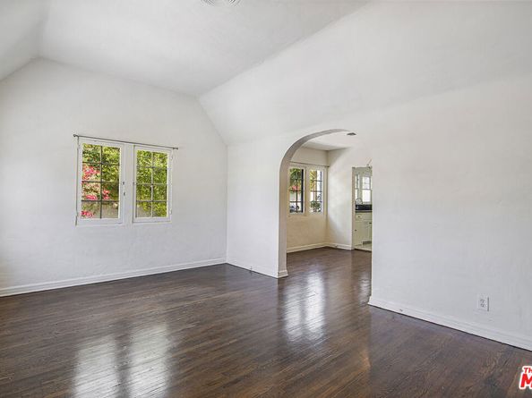 1016 S Curson Avenue, Los Angeles CA 90019