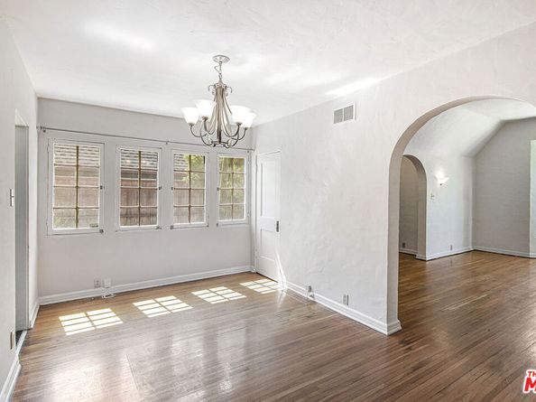 1016 S Curson Avenue, Los Angeles CA 90019