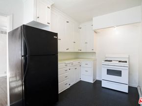 1016 S Curson Avenue, Los Angeles CA 90019