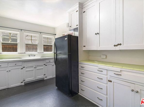 1016 S Curson Avenue, Los Angeles CA 90019