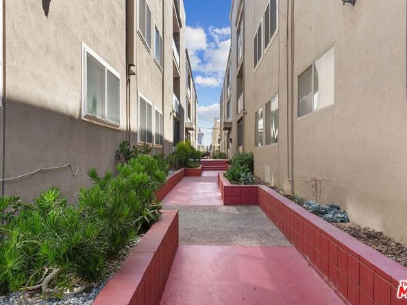 322 E Spruce Avenue E, Inglewood CA 90301