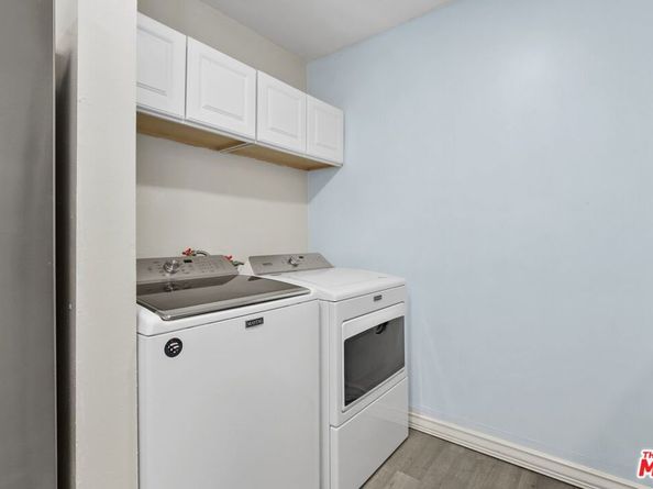 322 E Spruce Avenue E, Inglewood CA 90301
