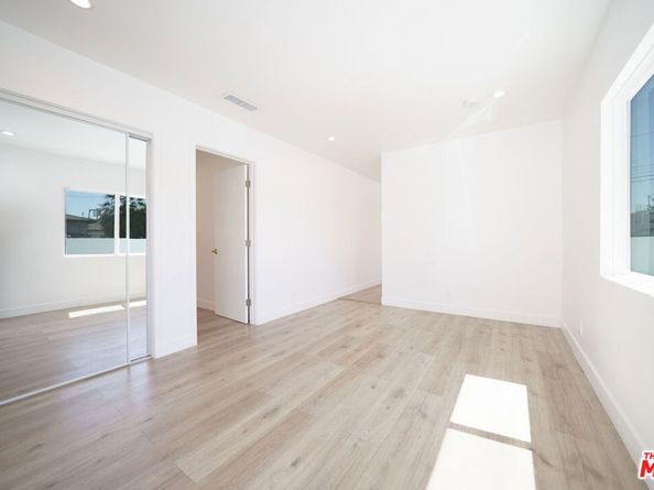7021 Walker Avenue, Bell CA 90201